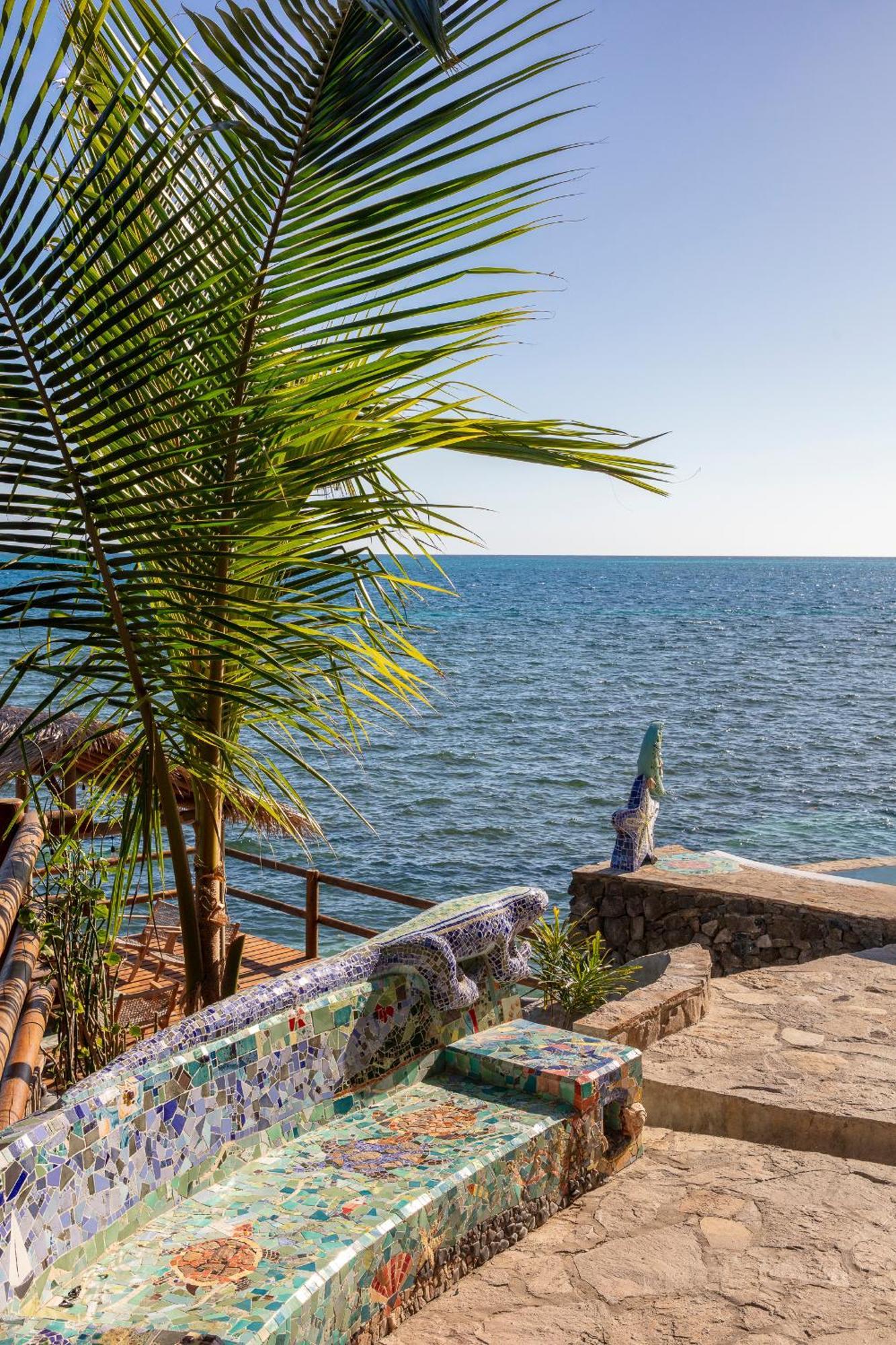 Monasterio Del Viento Hotel Bahia Maracaibo Exterior photo